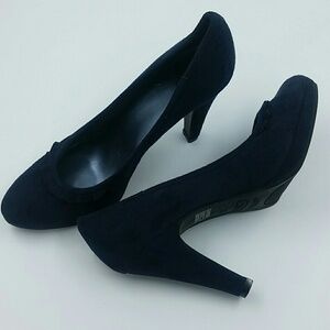 FIONA l Navy Faux Suede Pumps Ruffle Detail